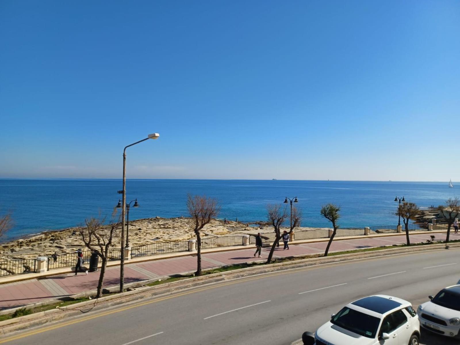 Beachfront Sliema Apartment 外观 照片